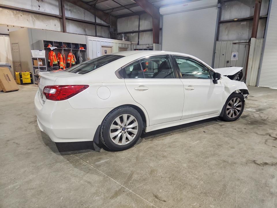 Снимка 3 от търг – 2017 SUBARU LEGACY с VIN 4S3BNAB60H3009079