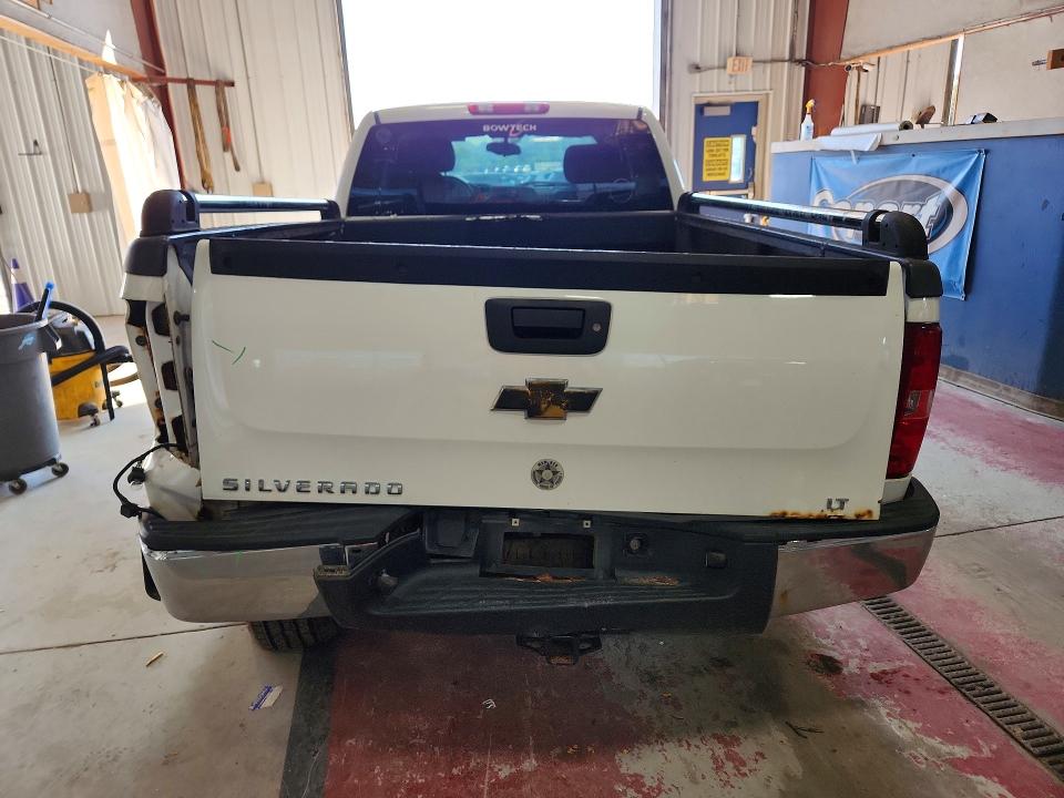 Photo 6 from auction – 2013 CHEVROLET SILVERADO with VIN 1GCRKSE7XDZ195237