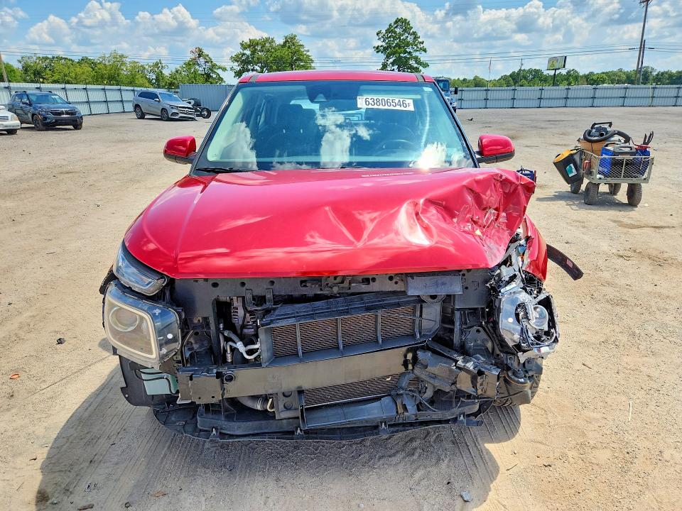 Photo 5 from auction – 2022 HYUNDAI VENUE with VIN KMHRB8A38NU148739