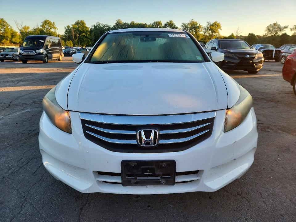 Photo 5 from auction – 2012 HONDA ACCORD with VIN 1HGCP2F61CA116033
