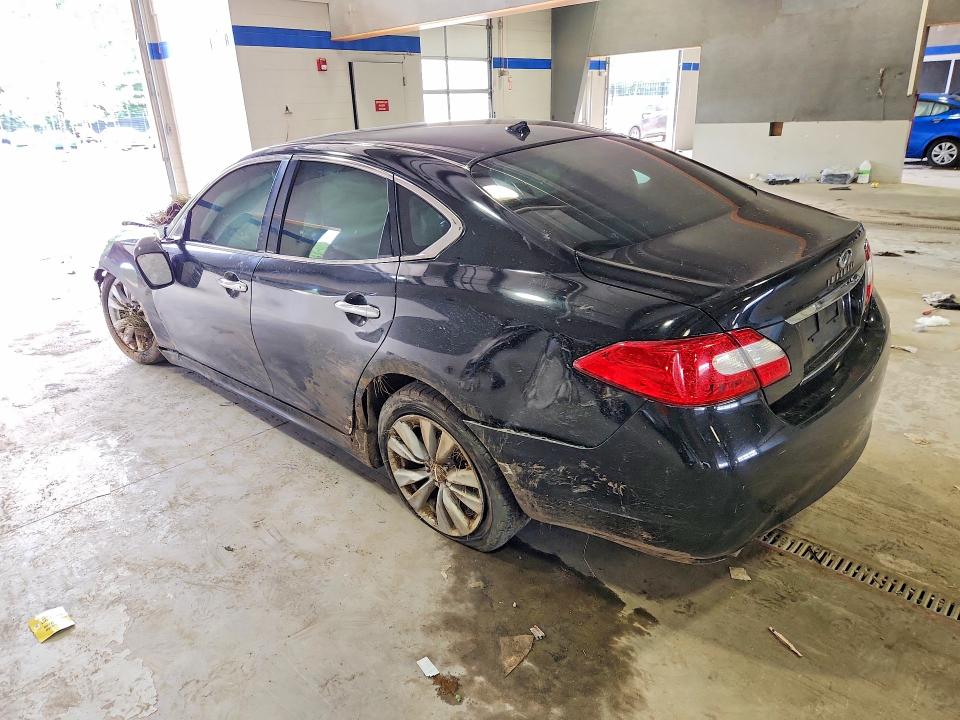 Photo 2 from auction – 2011 INFINITI M37 with VIN JN1BY1AP0BM320257