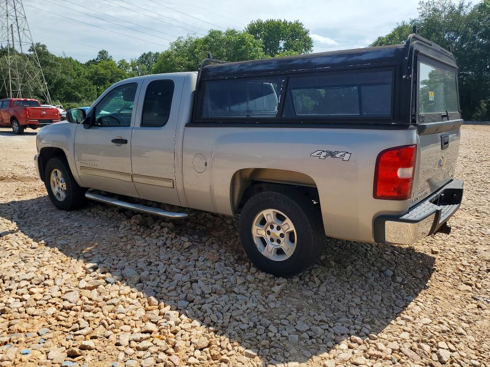 Photo 2 from auction – 2009 CHEVROLET SILVERADO with VIN 1GCEK290X9Z211987