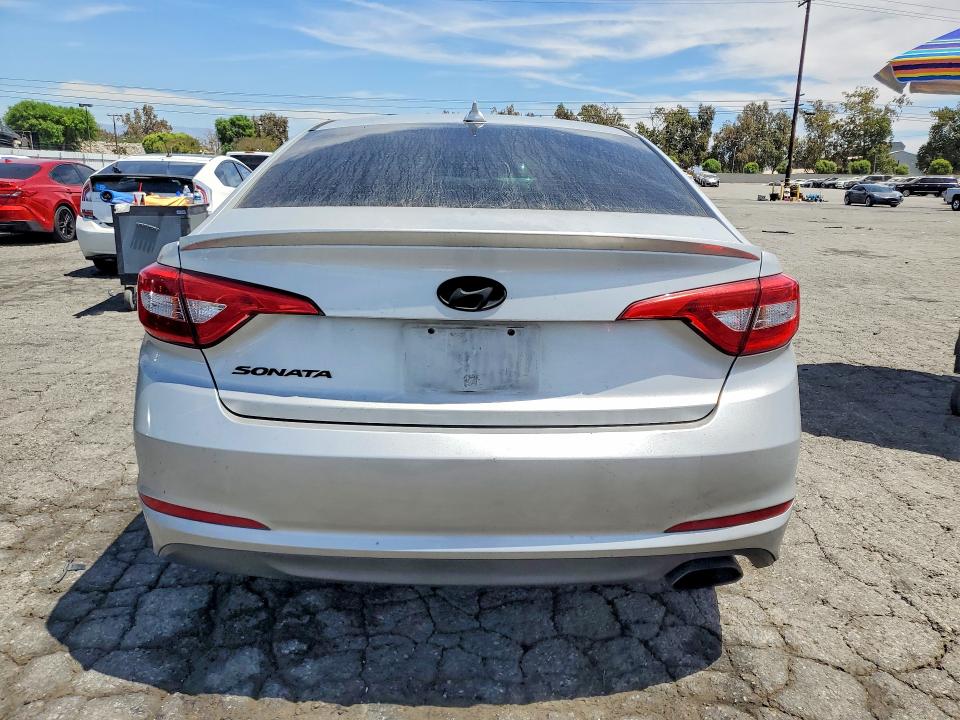 Photo 6 from auction – 2017 HYUNDAI SONATA with VIN 5NPE24AF8HH542133