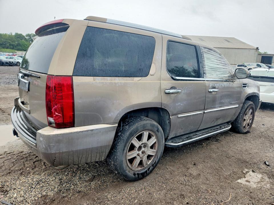 Photo 3 from auction – 2007 CADILLAC ESCALADE with VIN 1GYFK63837R156333