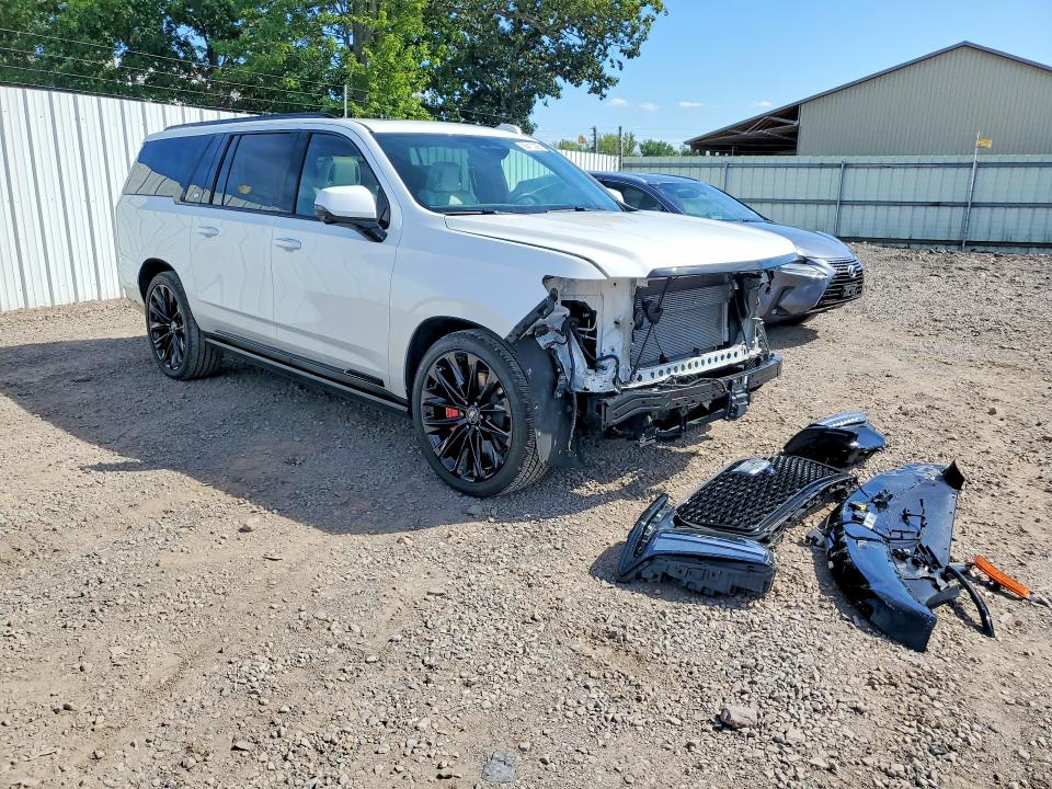 Photo 4 from auction – 2025 CADILLAC ESCALADE with VIN 1GYS9RRL4SR237759
