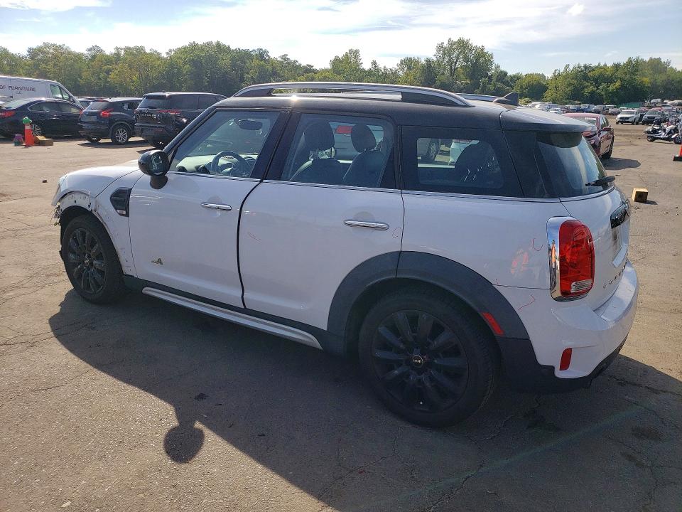 Photo 2 from auction – 2017 MINI COOPER with VIN WMZYV5C36H3E01914