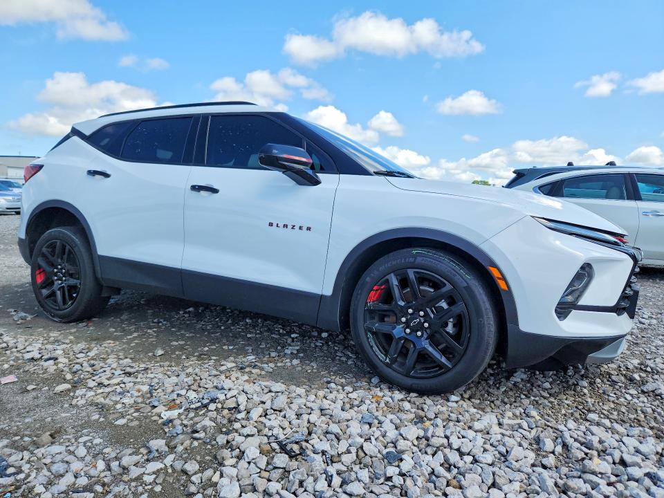 Photo 4 from auction – 2024 CHEVROLET BLAZER with VIN 3GNKBCR44RS245827
