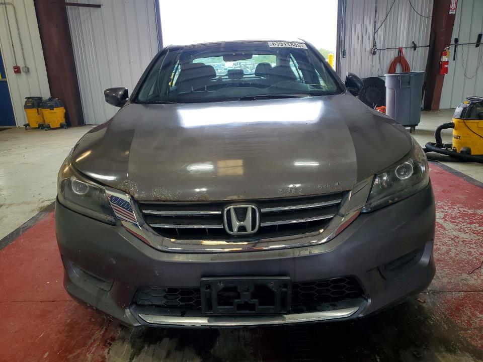 Photo 5 from auction – 2015 HONDA ACCORD with VIN 1HGCR2F37FA276051