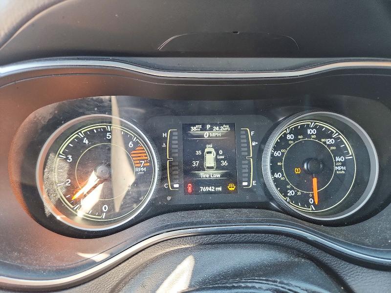 Photo 9 from auction – 2021 JEEP CHEROKEE with VIN 1C4PJLCB4MD163744