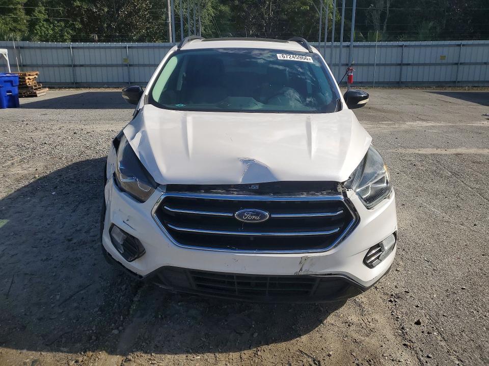 Photo 5 from auction – 2017 FORD ESCAPE with VIN 1FMCU0J9XHUB73149