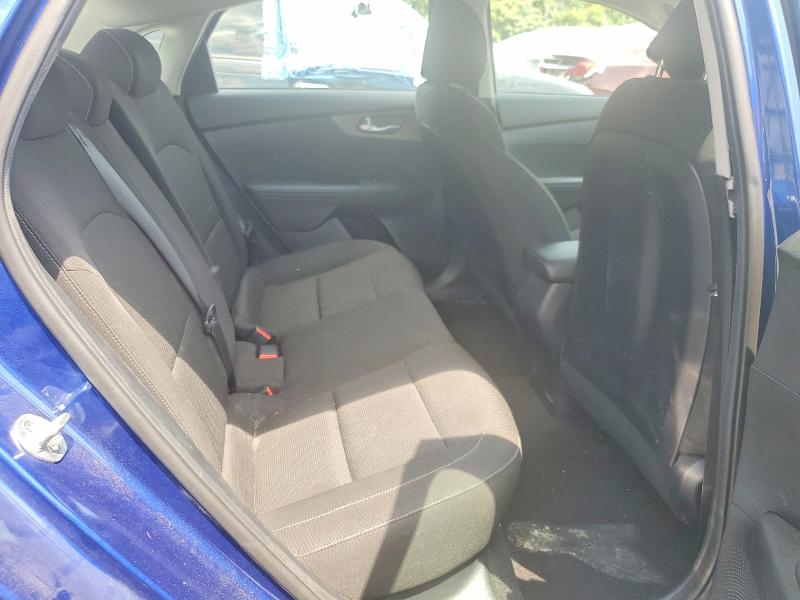 Photo 10 from auction – 2019 KIA FORTE with VIN 3KPF24AD4KE027290