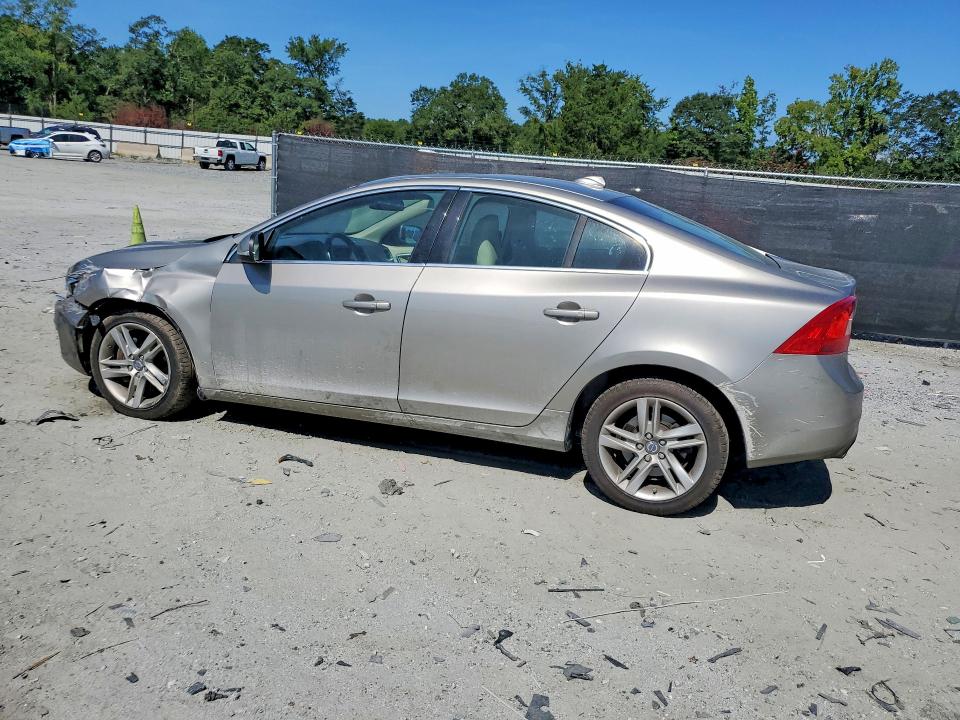 Снимка 2 от търг – 2014 VOLVO S60 с VIN YV1612FH4E2282472
