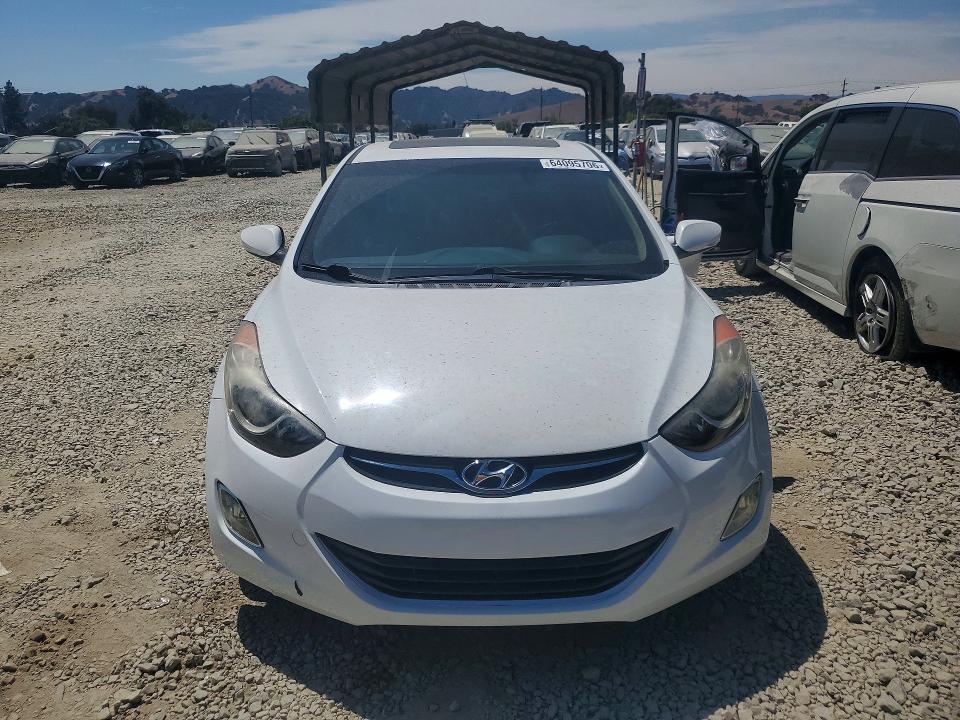 Photo 5 from auction – 2011 HYUNDAI ELANTRA with VIN 5NPDH4AE6BH003731
