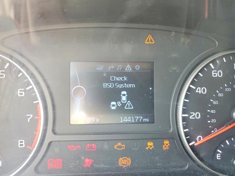 Zdjęcie 9 z aukcji – 2016 KIA OPTIMA z VIN 5XXGU4L31GG039365