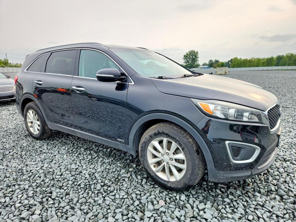 Photo 4 from auction – 2017 KIA SORENTO with VIN 5XYPGDA37HG214595