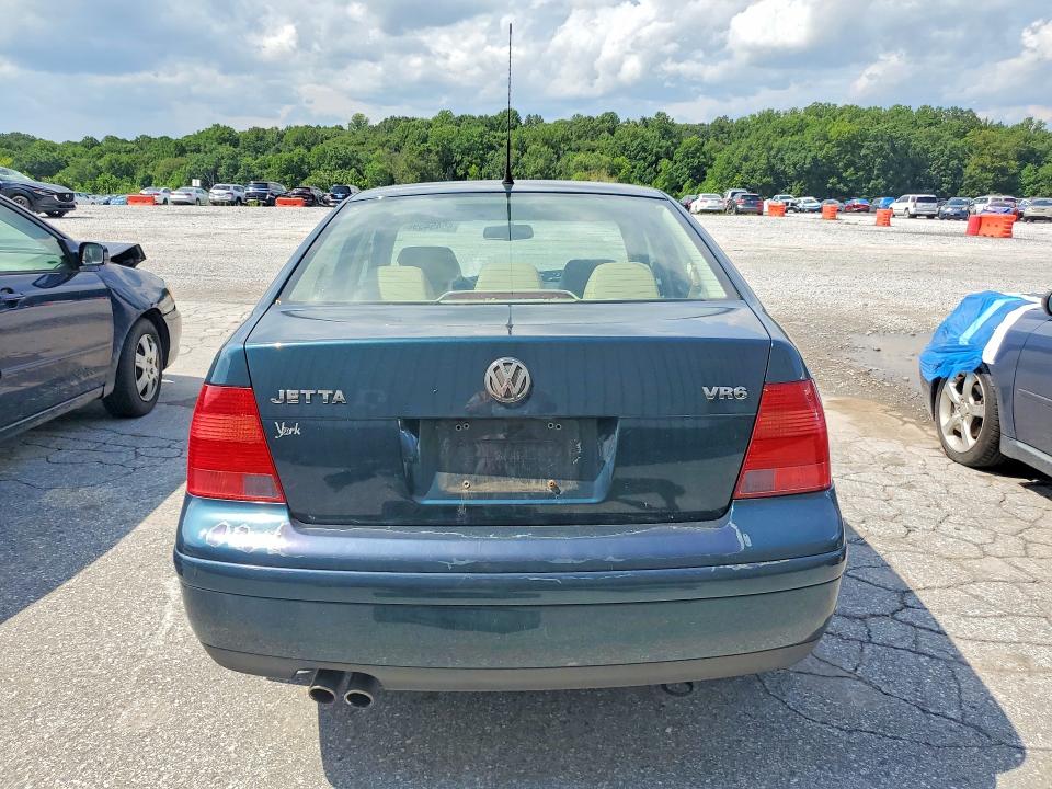 Photo 6 from auction – 2002 VOLKSWAGEN JETTA with VIN 3VWTH69M22M174177