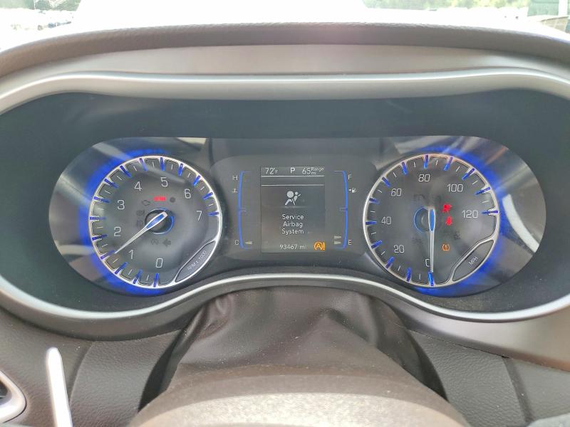 Photo 9 from auction – 2018 CHRYSLER PACIFICA with VIN 2C4RC1BG2JR235702