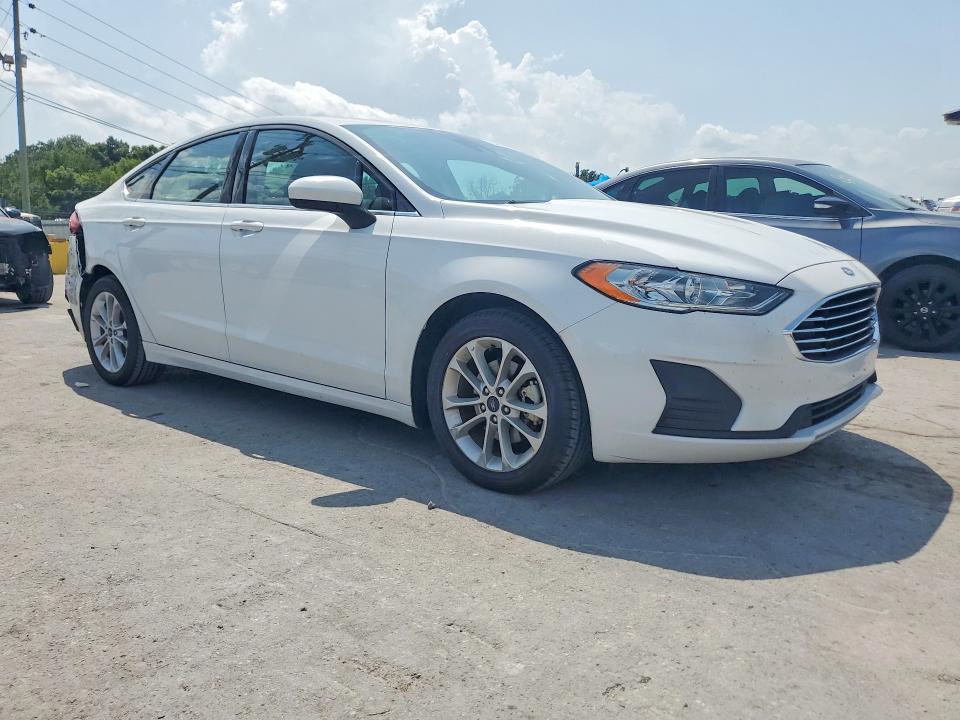 Photo 4 from auction – 2020 FORD FUSION with VIN 3FA6P0LU7LR113846
