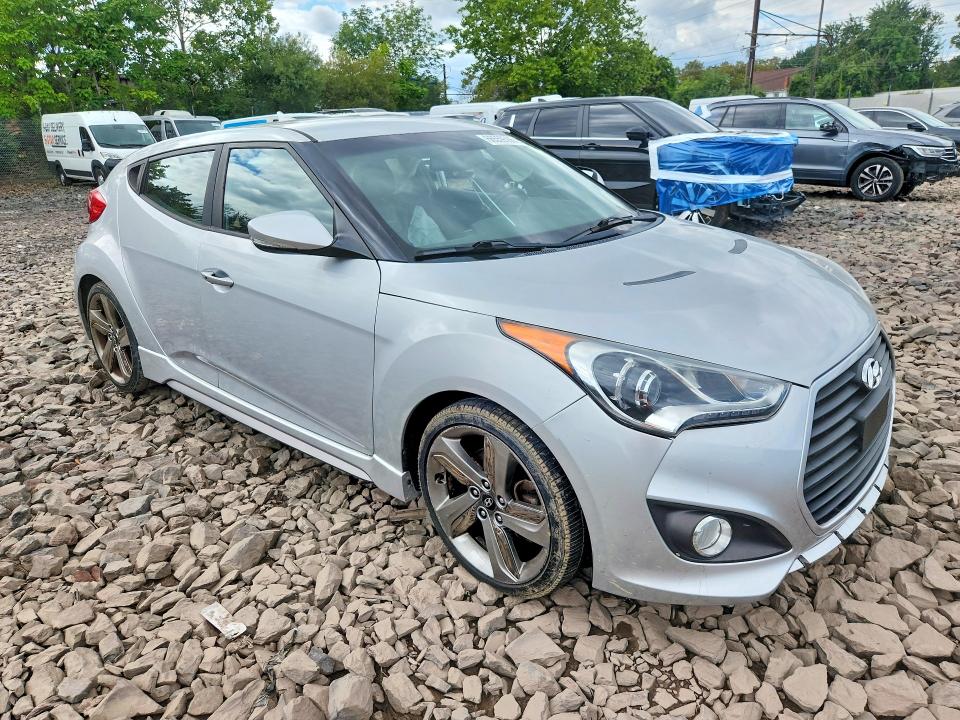 Photo 4 from auction – 2013 HYUNDAI VELOSTER with VIN KMHTC6AE7DU095295