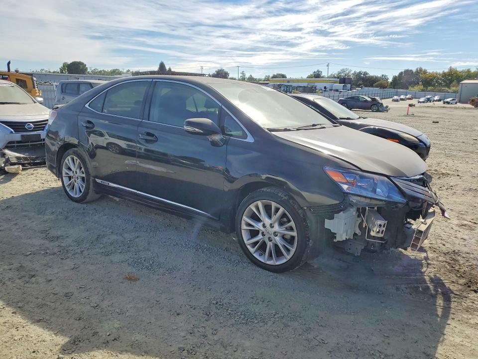 Photo 4 from auction – 2010 LEXUS HS with VIN JTHBB1BA6A2010082