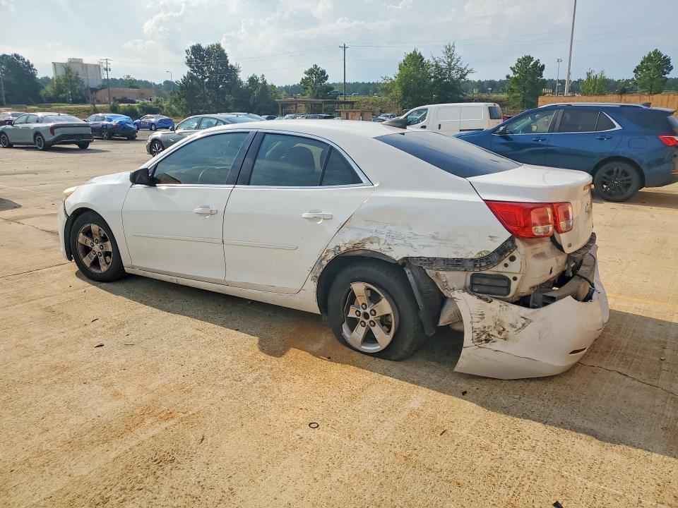 Photo 2 from auction – 2015 CHEVROLET MALIBU with VIN 1G11B5SL1FU152723