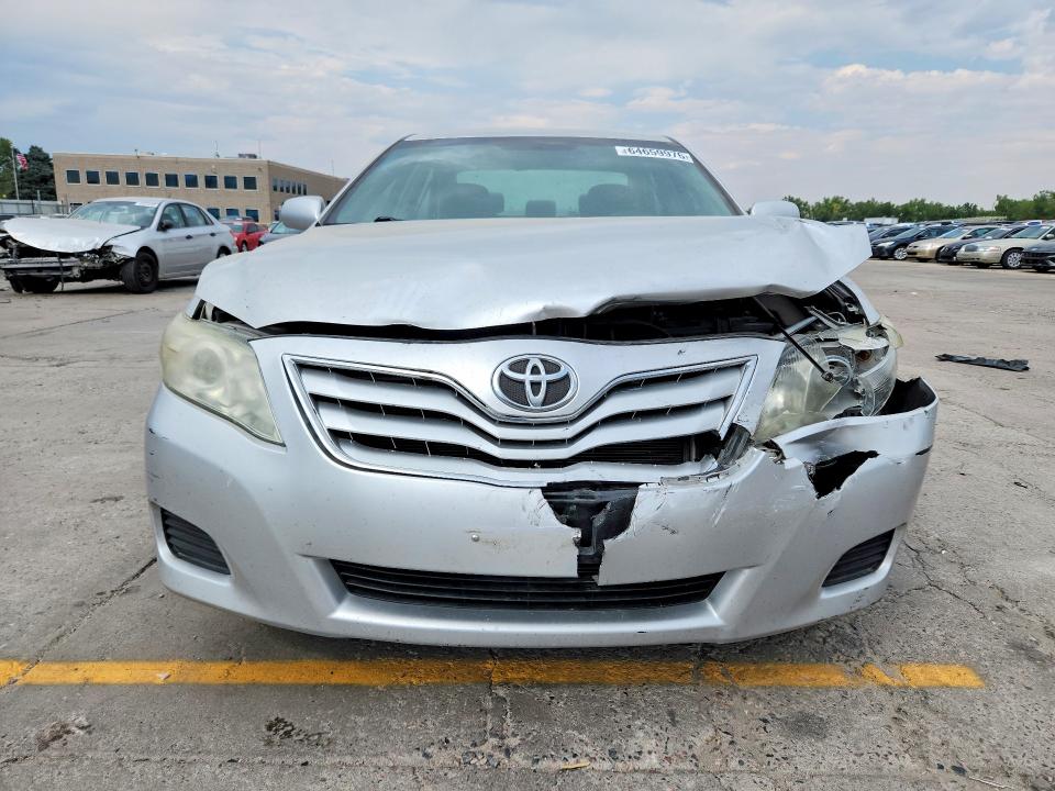 Photo 5 from auction – 2011 TOYOTA CAMRY with VIN 4T4BF3EK7BR128820