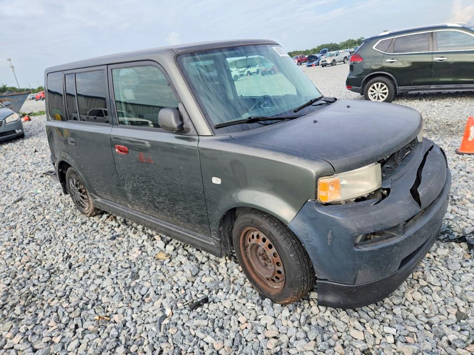 Photo 4 from auction – 2005 SCION XB with VIN JTLKT324450180077