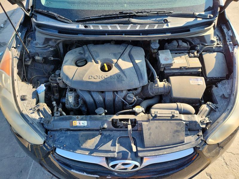 Снимка 11 от търг – 2012 HYUNDAI ELANTRA с VIN KMHDH4AE1CU341668