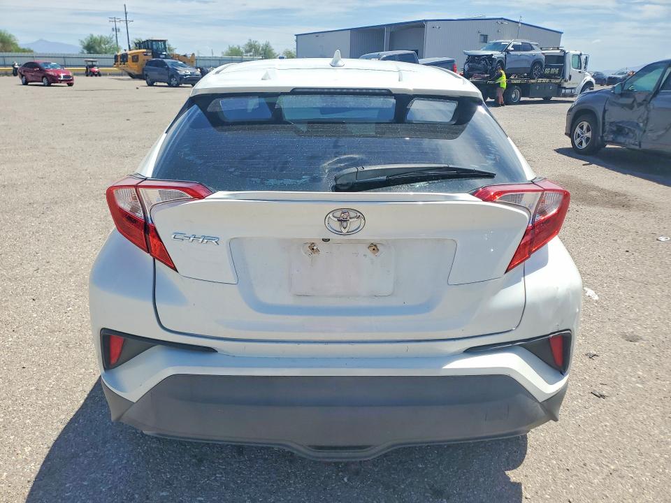 Photo 6 from auction – 2018 TOYOTA C-HR with VIN NMTKHMBX6JR005641