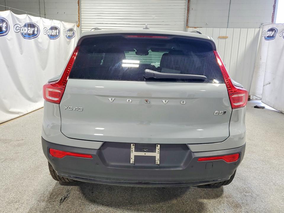 Photo 6 from auction – 2026 VOLVO XC40 with VIN YV4L12UC2T2796993