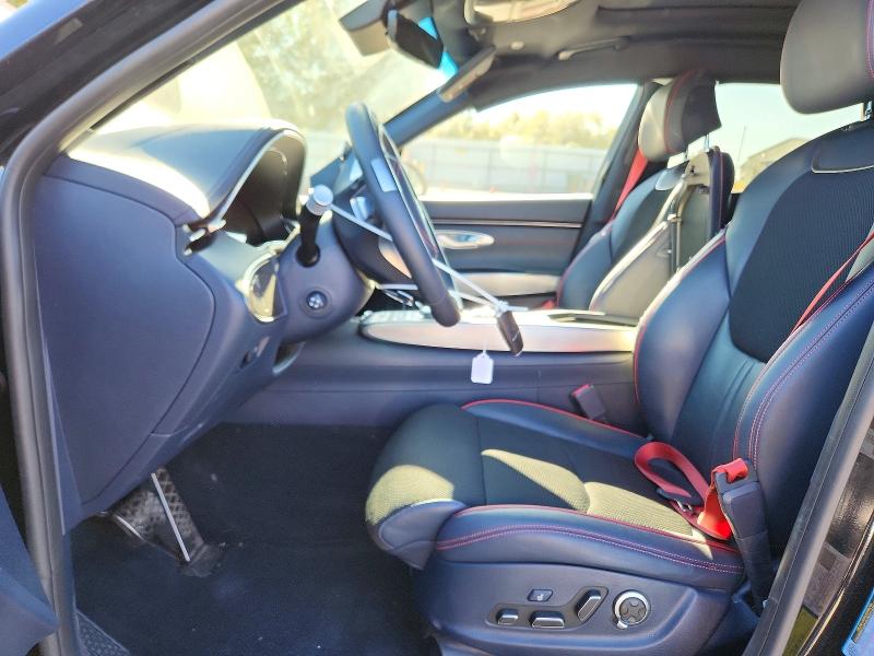 Foto 7 de la subasta – 2023 GENESIS GV70 con VIN KMUMADTBXPU088641