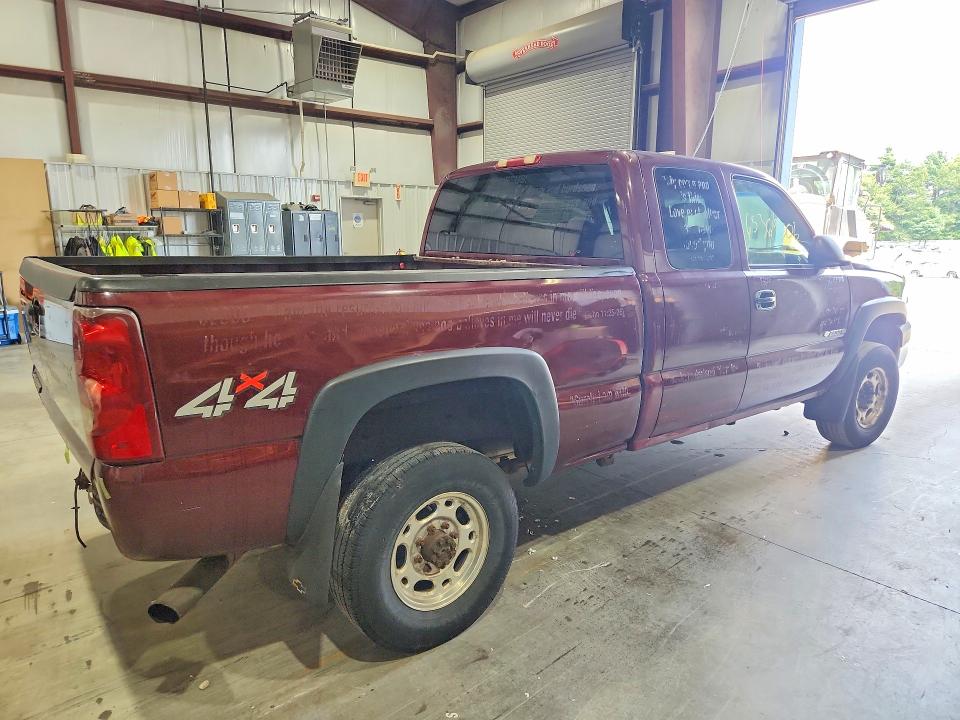 Photo 3 from auction – 2003 CHEVROLET SILVERADO with VIN 1GCHK29U73E344625