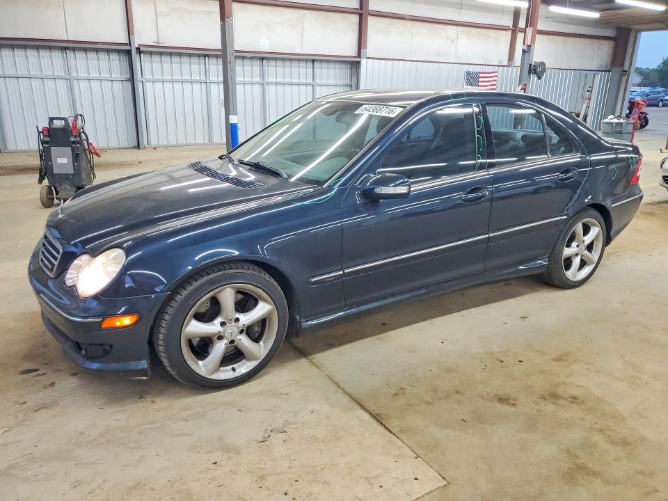 MERCEDES-BENZ C 2005 with VIN WDBRF40J55F658101 - Photo from auction