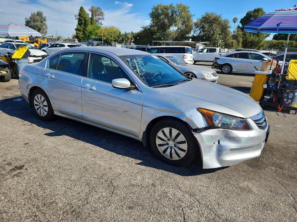 Zdjęcie 4 z aukcji – 2012 HONDA ACCORD z VIN 1HGCP2F32CA142677