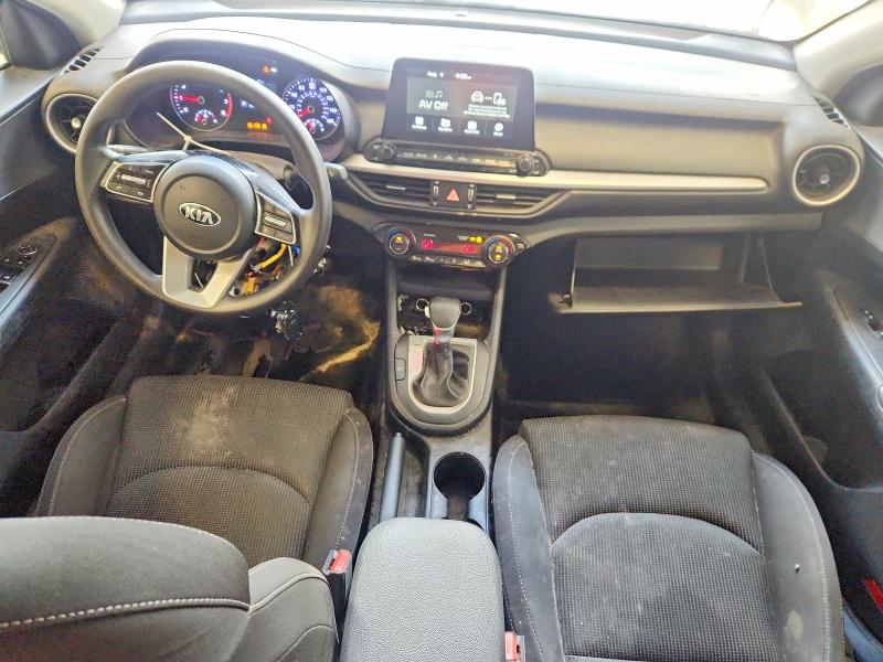 Photo 8 from auction – 2019 KIA FORTE with VIN 3KPF24AD5KE114518