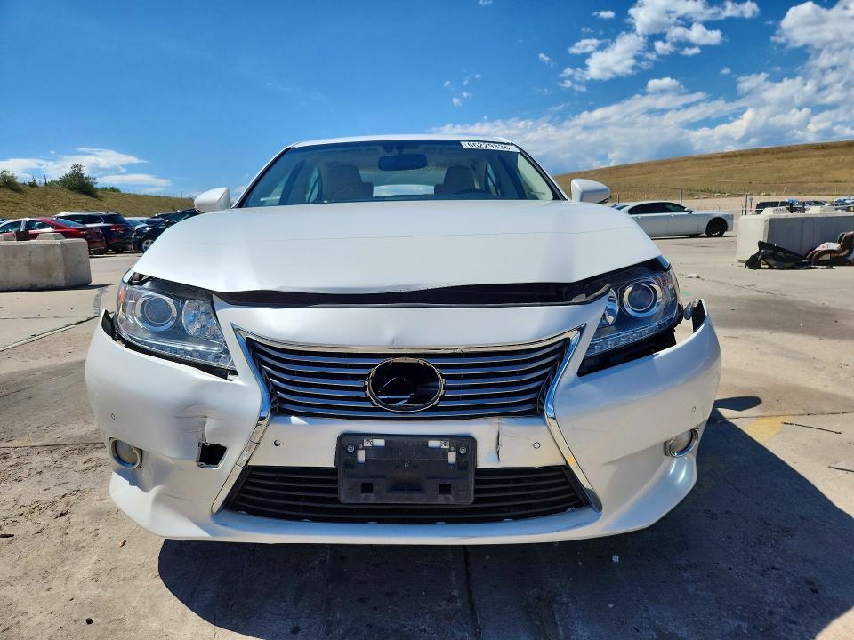 Photo 5 from auction – 2014 LEXUS ES with VIN JTHBK1GG0E2127756