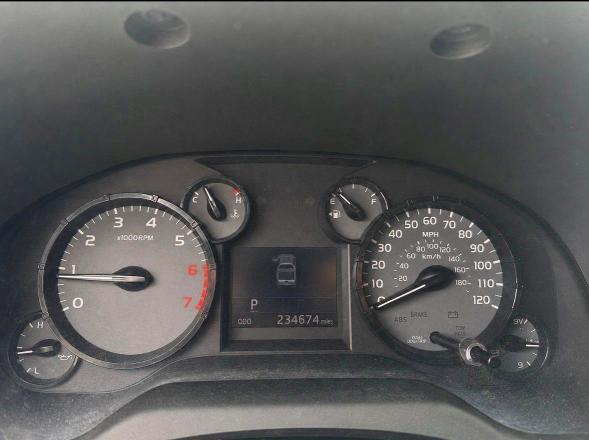 Photo 13 from auction – 2014 TOYOTA TUNDRA with VIN 5TFUM5F19EX059050