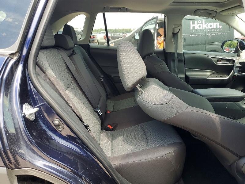 Photo 11 from auction – 2025 TOYOTA RAV4 with VIN 2T3W1RFV0SW409676