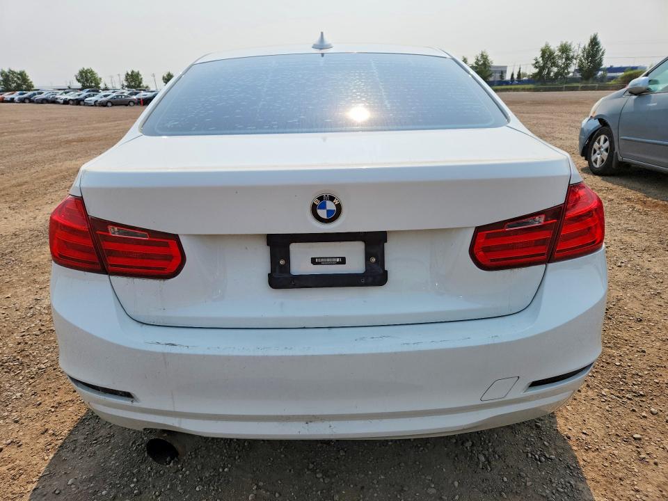 Photo 6 from auction – 2013 BMW 328 with VIN WBA3B3C58DF539594
