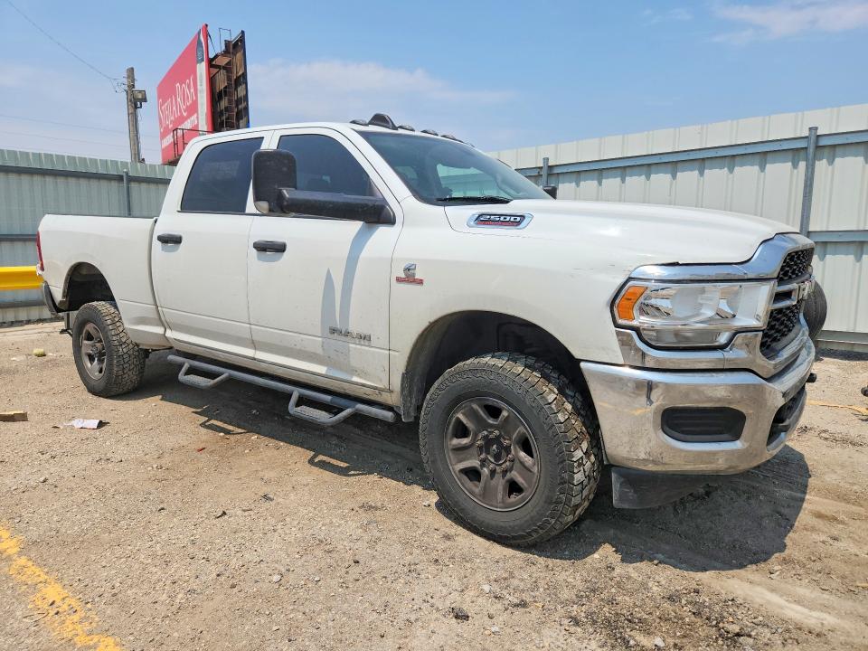 Photo 4 from auction – 2020 RAM 2500 with VIN 3C6UR5CL0LG198936