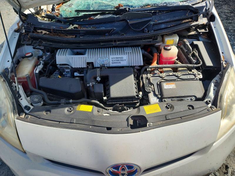 Photo 11 from auction – 2014 TOYOTA PRIUS with VIN JTDKN3DU1E0383012
