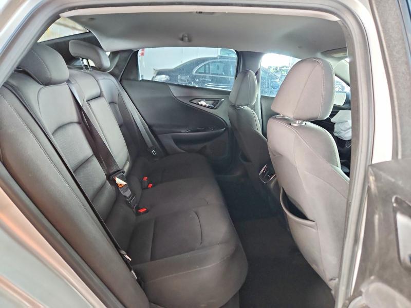 Photo 10 from auction – 2018 CHEVROLET MALIBU with VIN 1G1ZD5ST2JF155480