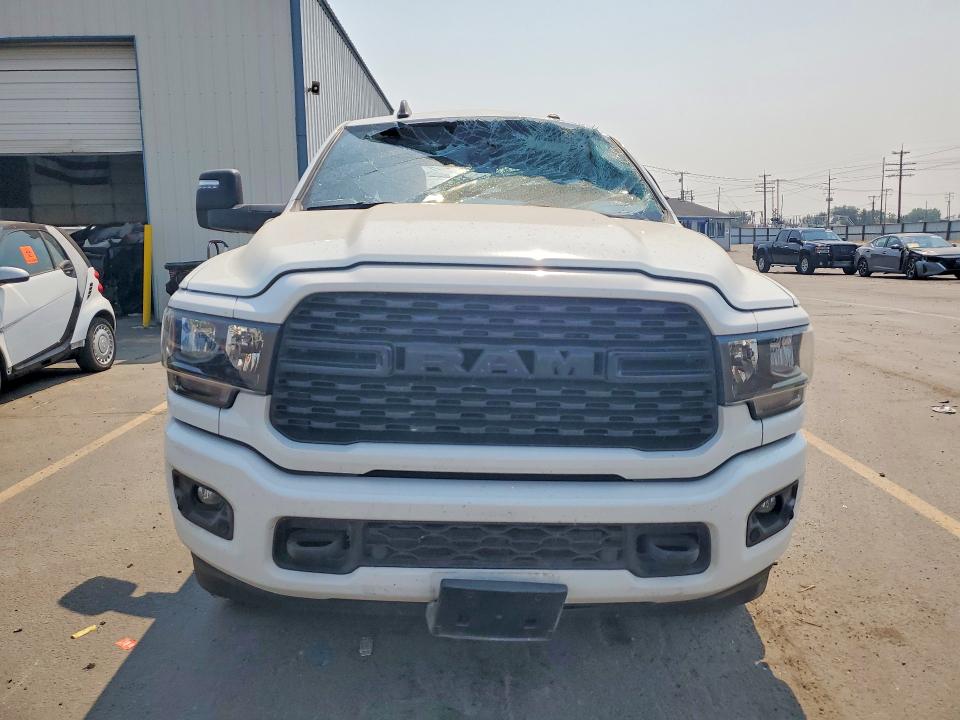 Снимка 5 от търг – 2024 RAM 2500 с VIN 3C6UR5DJ9RG217389