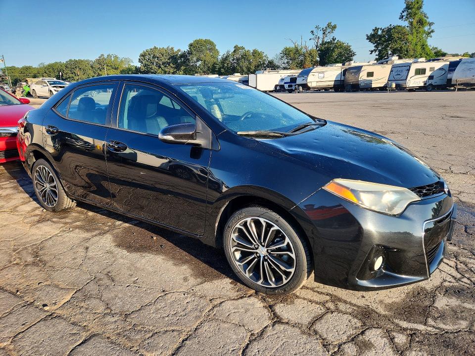 Photo 4 from auction – 2016 TOYOTA COROLLA with VIN 5YFBURHE6GP408164