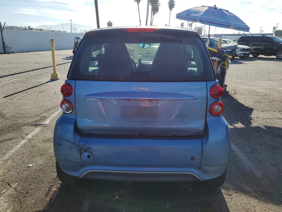 صورة رقم 6 من المزاد - 2014 SMART FORTWO مع VIN WMEEJ3BA2EK756839