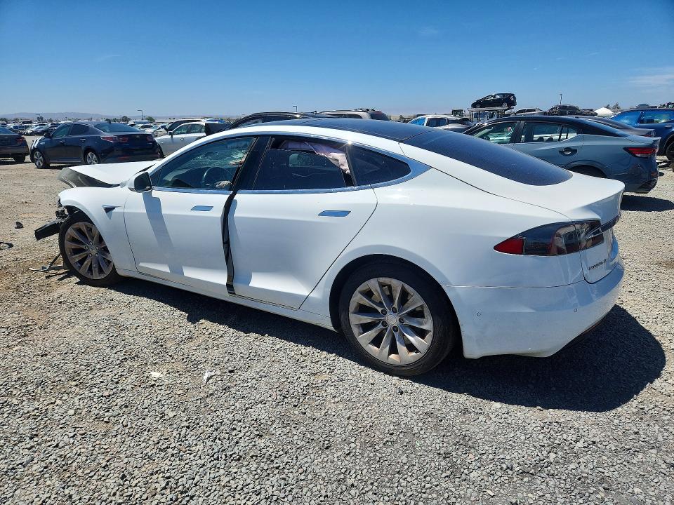 Photo 2 from auction – 2016 TESLA MODEL S with VIN 5YJSA1E20GF149915