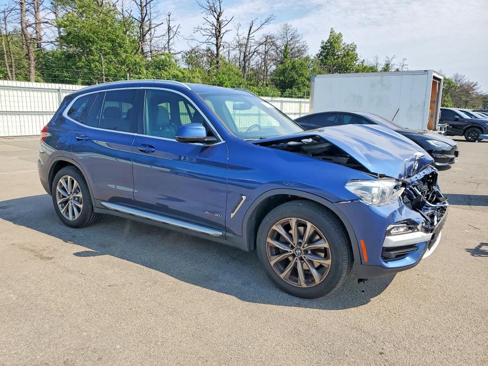 Photo 4 from auction – 2018 BMW X3 with VIN 5UXTR9C50JLD62524