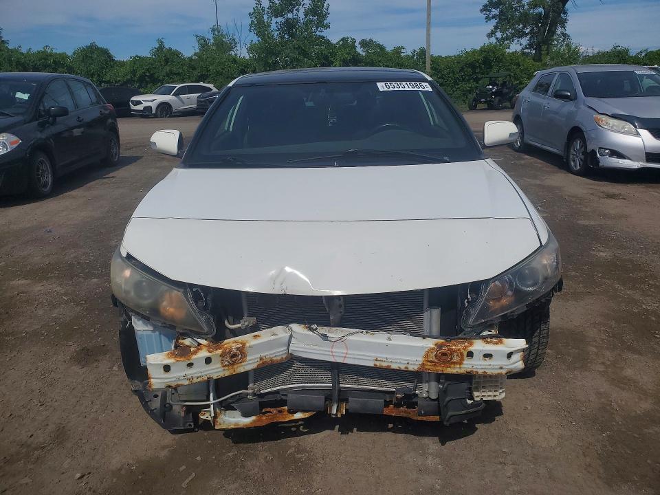 Photo 5 from auction – 2011 SCION TC with VIN JTKJF5C78B3000346