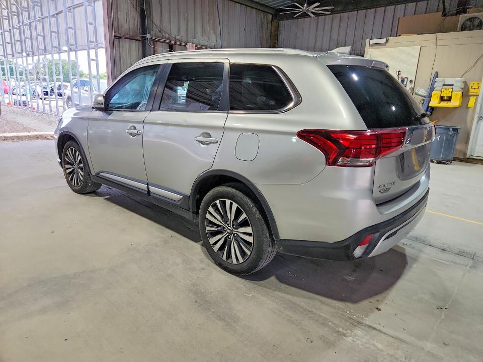 Photo 2 from auction – 2020 MITSUBISHI OUTLANDER with VIN JA4AZ3A30LZ019694