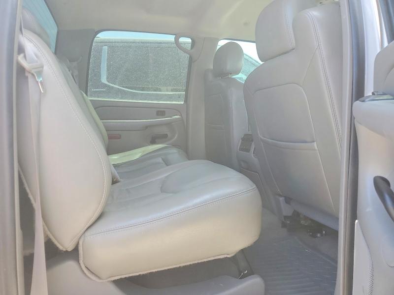 Photo 10 from auction – 2005 GMC SIERRA with VIN 1GTHK23235F957555